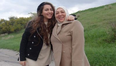 القبض على المشتبه بضلوعه في قتل معارضة سورية وابنتها بإسطنبول