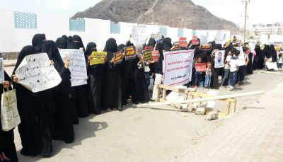النائب العام يوجه النيابات بالتحقيق بقضايا الموقوفين بمدينة عدن