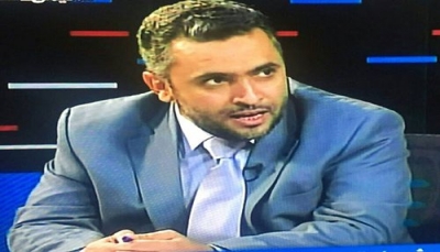 قيادي في حزب الإصلاح يستنكر تصريحات وزير الدولة الإماراتي أنور قرقاش