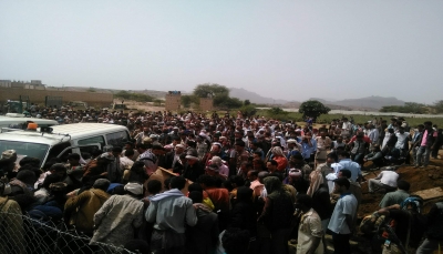 الضالع: الآلاف يشيعون خمسة من قتلى  الجيش بجبهة مريس