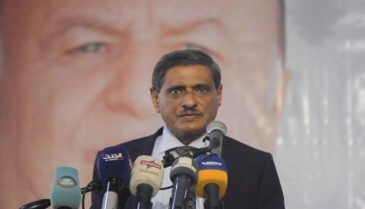 بسبب رفضه فتح معسكرات لهم.. الانتقالي يهدد محافظ حضرموت بالرحيل ويتوعده بالمحاكمة