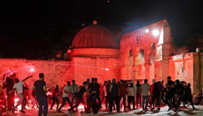عباس يطالب بجلسة لمجلس الأمن لبحث الاعتداءات الإسرائيلية بالقدس وهنية ما يحدث "انتفاضة وثورة"