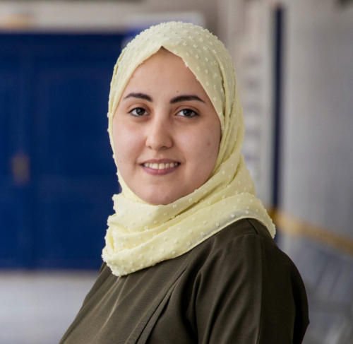 لستم "قافلة".. ولسنا "كلابا"